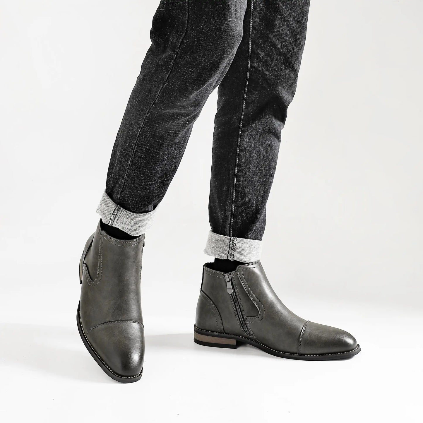 Men’s Leather Boots – Comfortable & Fashionable Brand Footwear