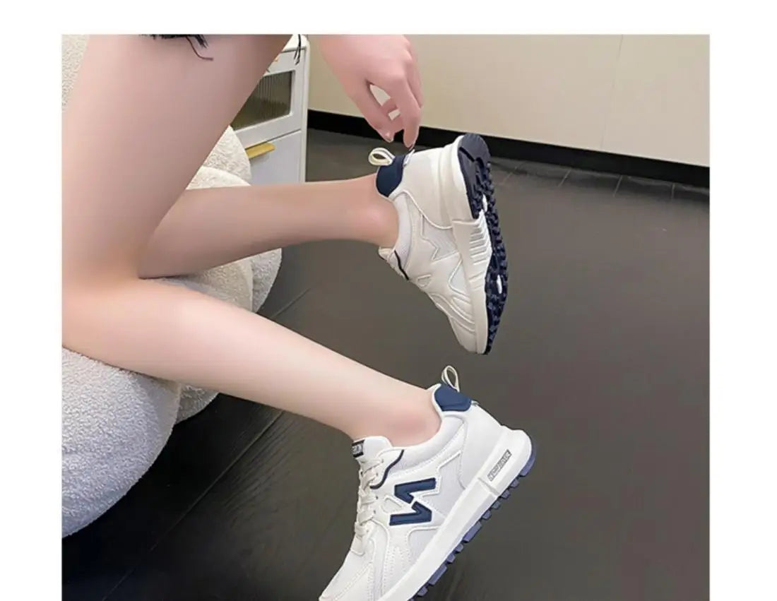 2025 New Style Women’s Sneakers – Lightweight Soft-Soled Non-Slip Casual Running Shoes for Autumn Students & Trendy Fashion